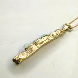 Opalstücke auf Platte, mit/ohne Kette, Gold