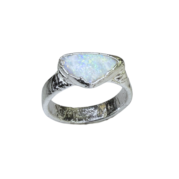 Ring with opals, silver, size 53