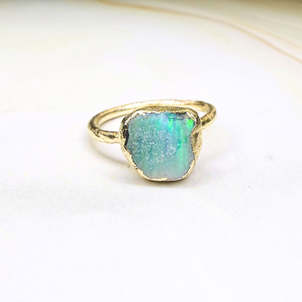 Ring with opals, silver, size 53