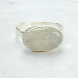 Ring Großer Mondstein, Silber, Größe 61