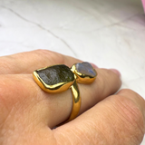 Ring Moldavit - australischer Opal, Gold plattiert, verstellbar