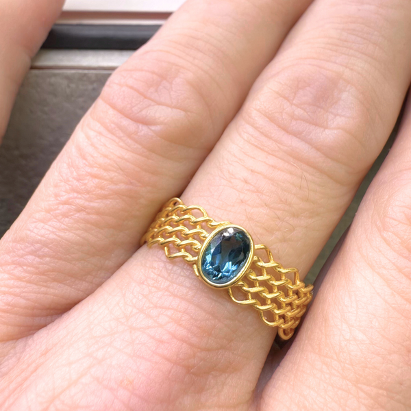 Ring with opals, silver, size 53