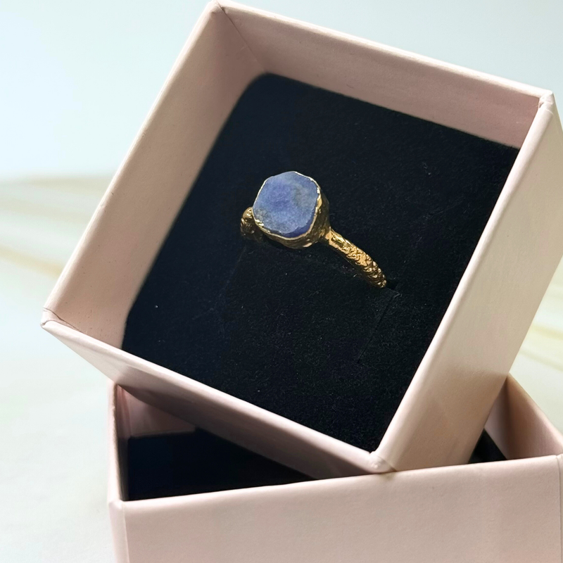 Ring Roh Saphir, Gold, Größe 50