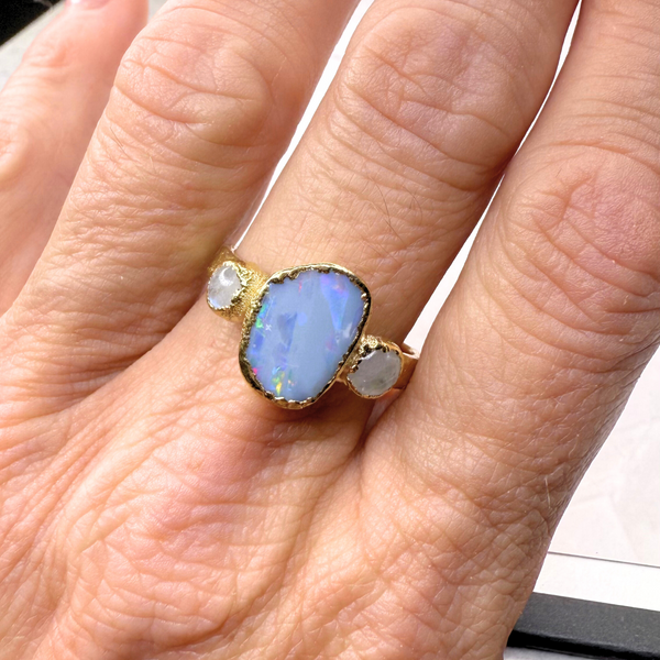 Ring australischer Opal - Mondsteine, Gold plattiert, Größe 59