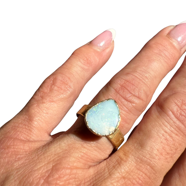 Ring with opals, silver, size 53