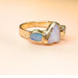 Ring mit 3 australischen Opalen, Gold, Größe 60