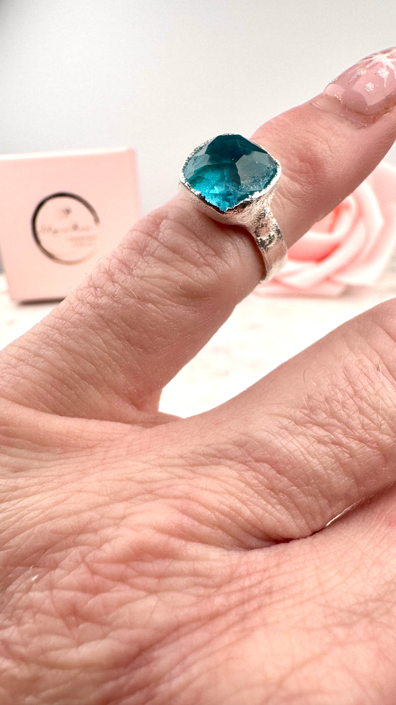 Ring with opals, silver, size 53