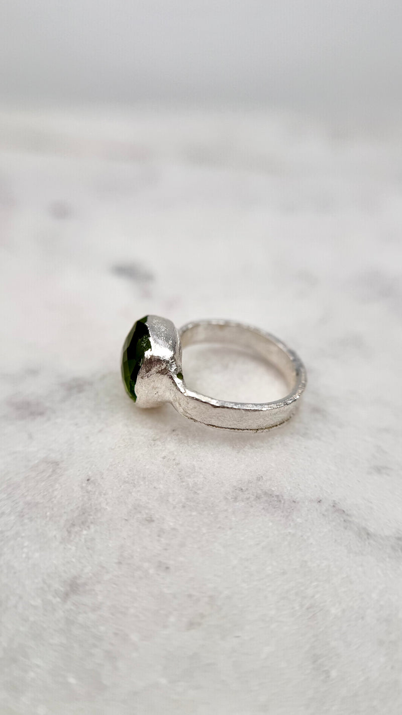 Bonbon Ring, hellgrün, Silber999, Größe 47