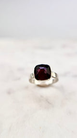 Ring with opals, silver, size 53