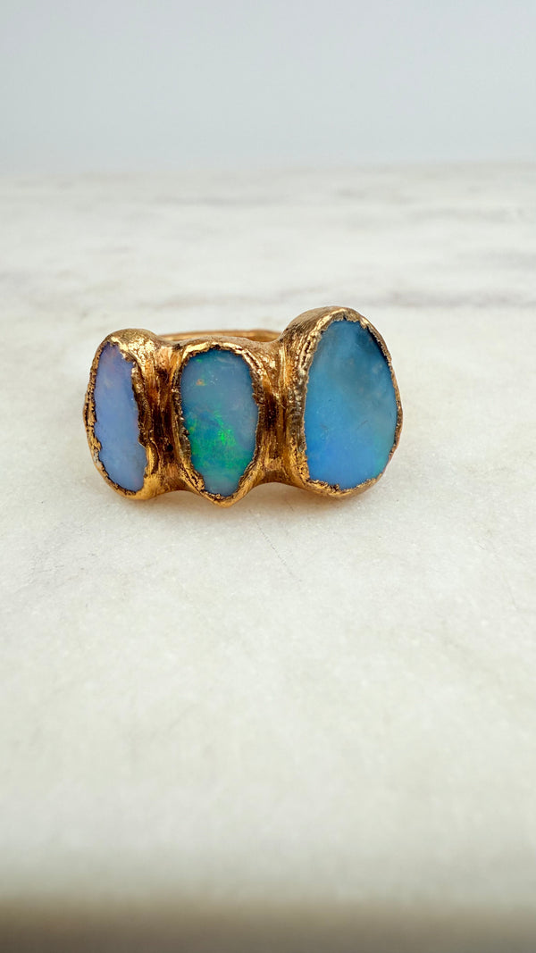 Ring 3 australische Opale, Gold plattiert, Größe 62