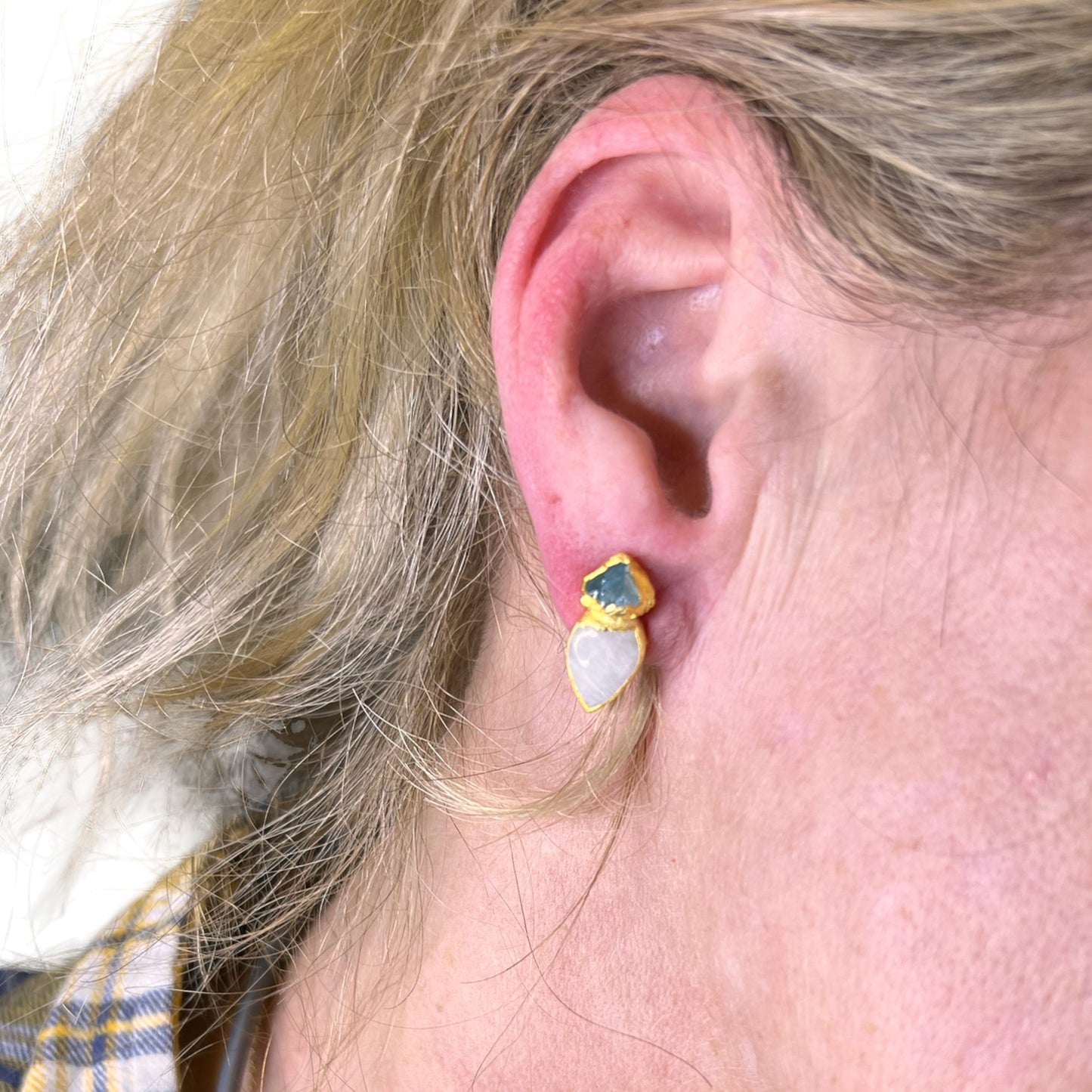 Stud earrings moonstone aquamarine, gold pl.